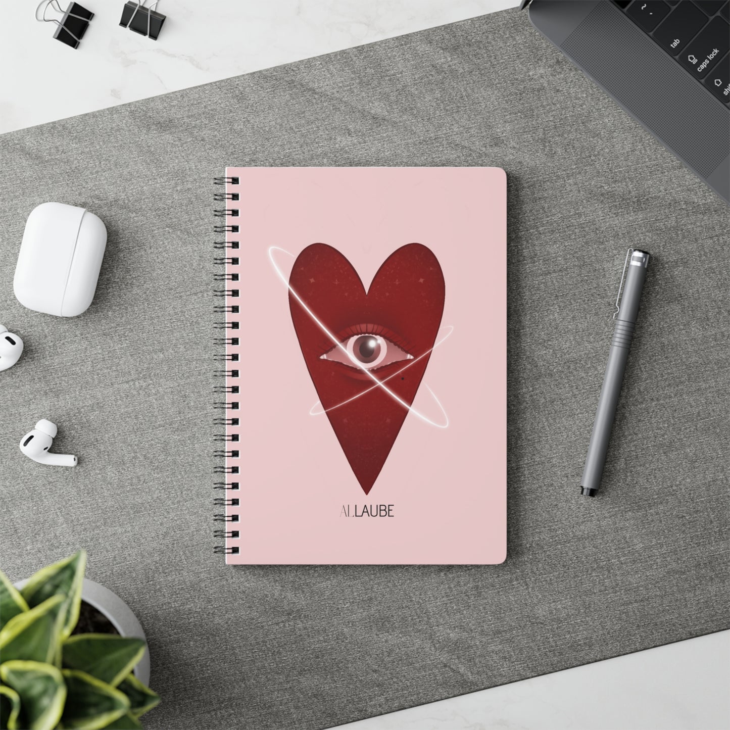 "Cœur Cosmique" Notebook